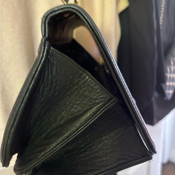 Authentic Chanel handbag good used condition 91/2”x7 1/2” and 4”wide at base - Picture 12 of 14